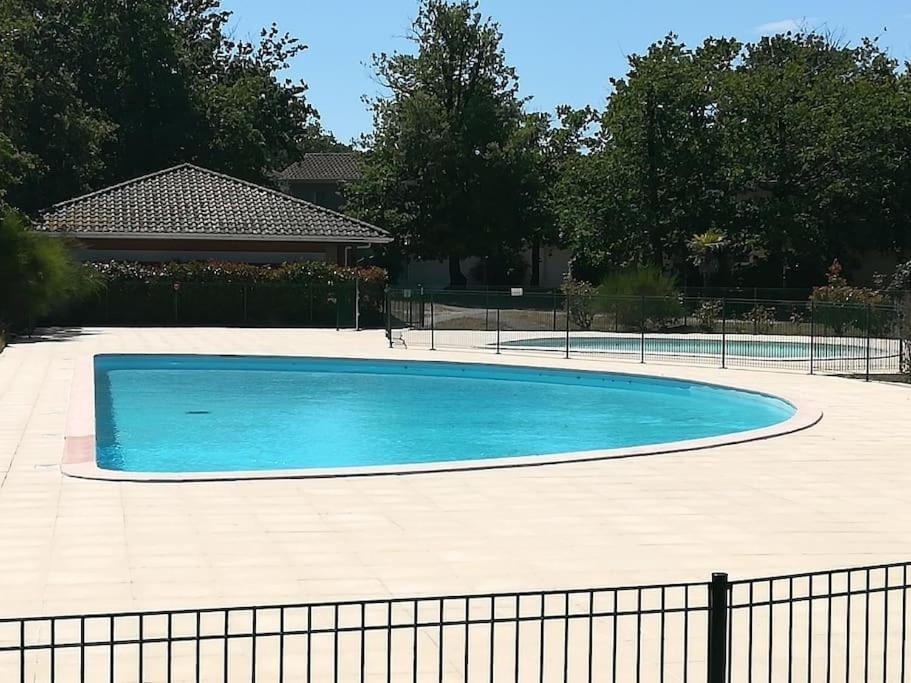 Maison 3 Chambres Avec Piscine Proche Plage Soulac-sur-Mer Esterno foto