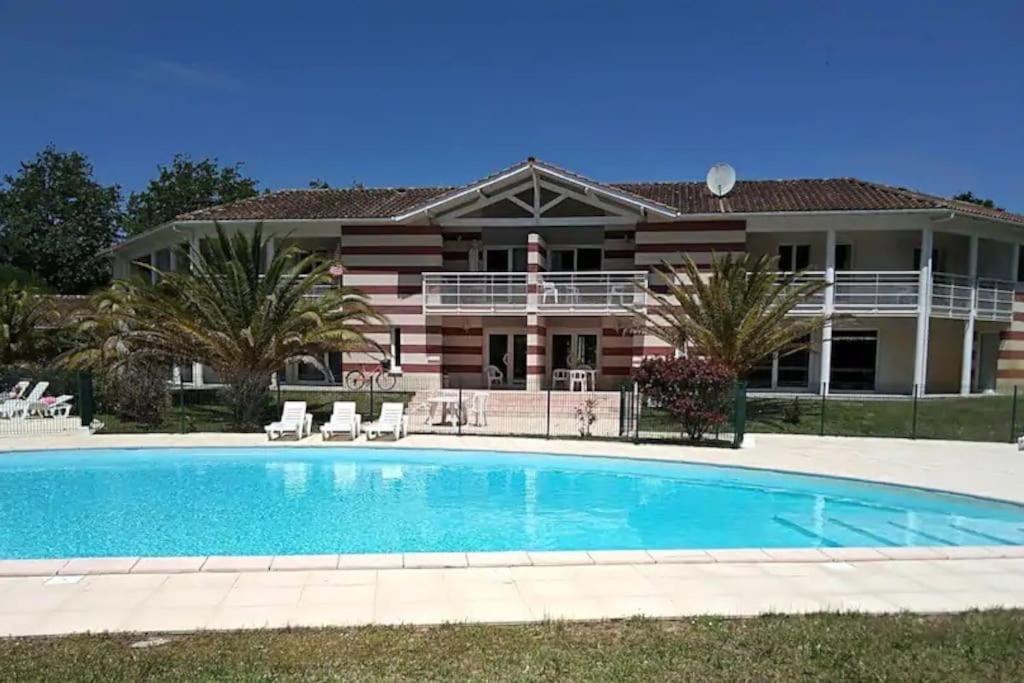 Maison 3 Chambres Avec Piscine Proche Plage Soulac-sur-Mer Esterno foto